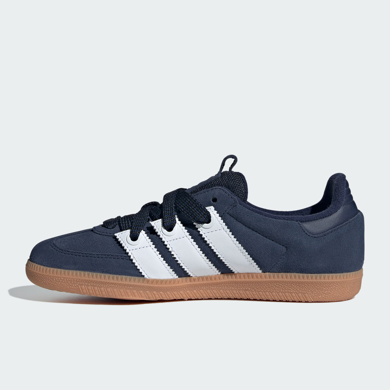 حذاء أديداس أصلي للنساء من طرا - مراجعة Adidas Shoes Samba وسعره