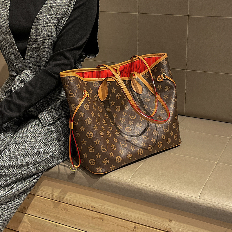 حقيبة حفاضات أنيقة من الجلد، ح - مراجعة Backpack Diaper Bag وسعره