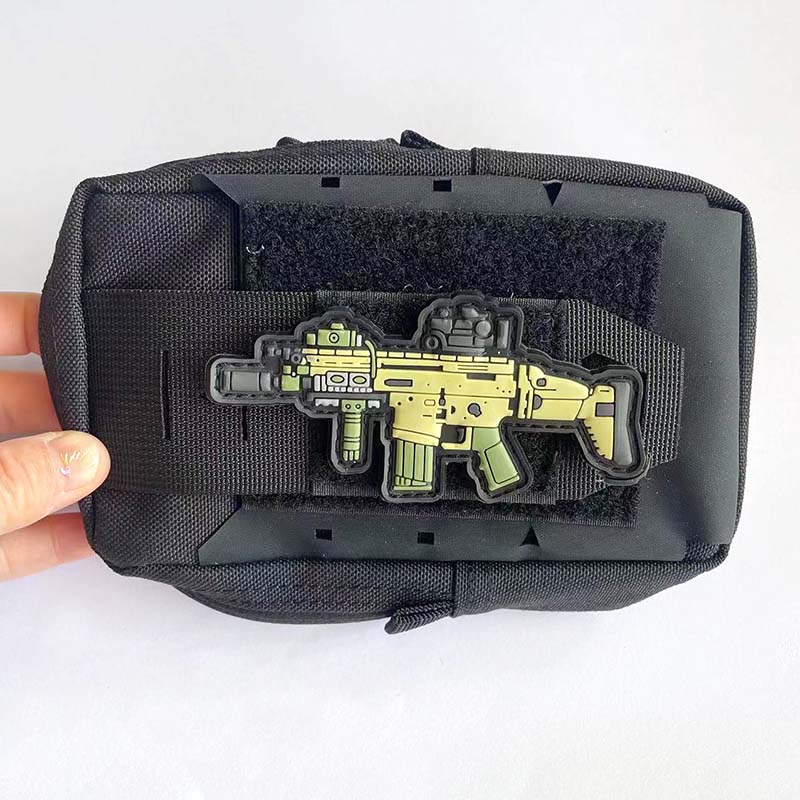 شارات معنوية ثلاثية الأبعاد من - مراجعة Urban Backpack Tactical وسعره